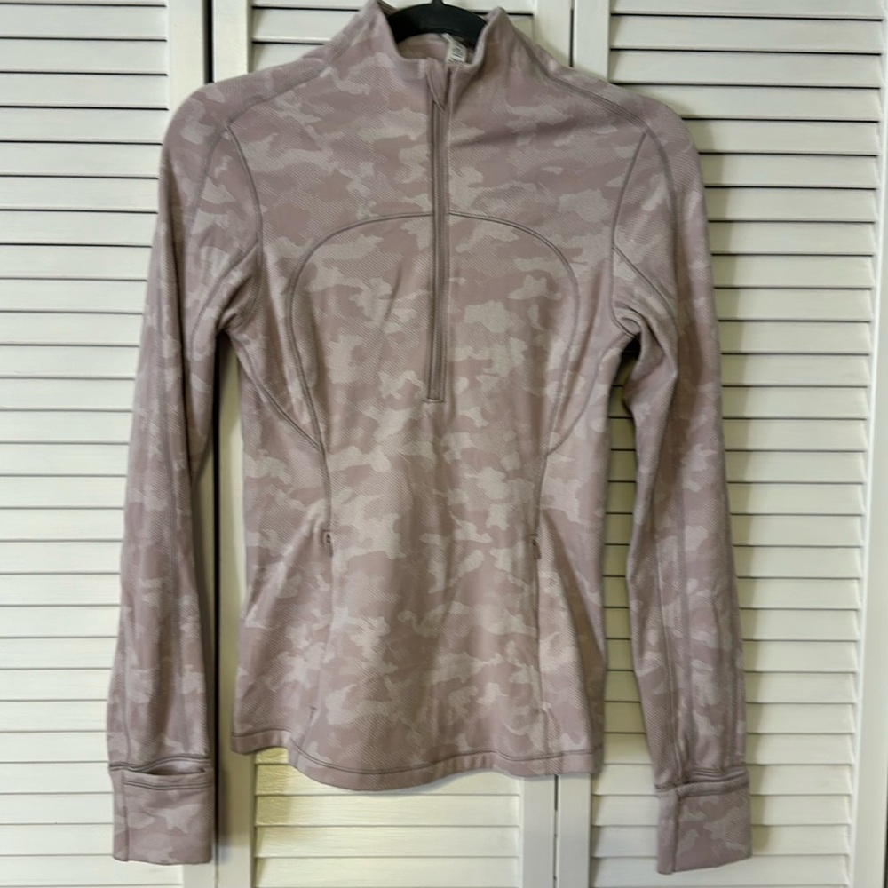 Lululemon Run Briskly 1/2 Zip